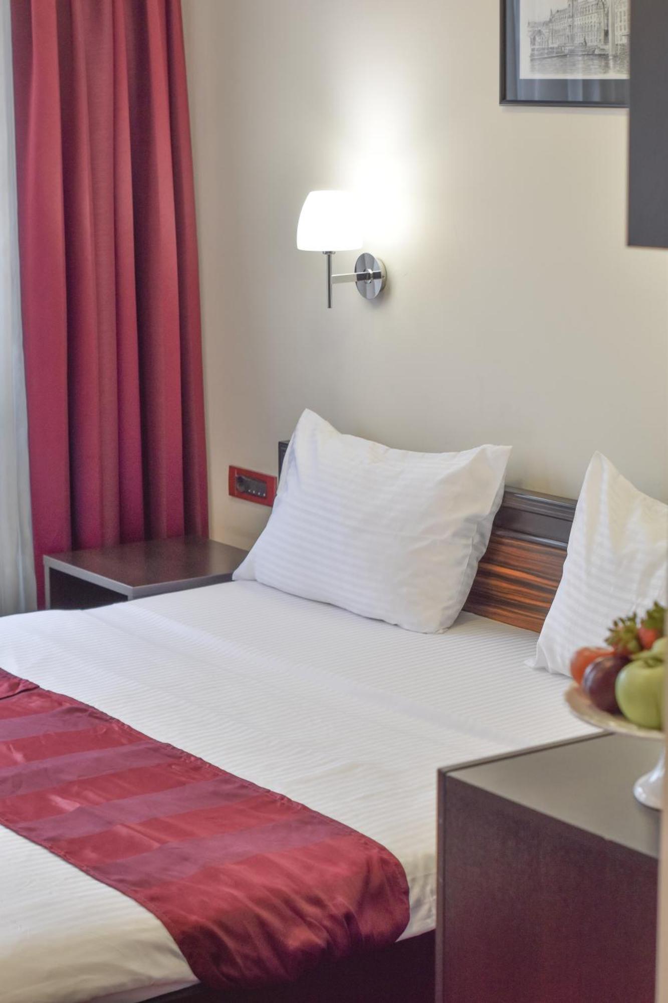 Hotel Hamburg Skopje Eksteriør bilde