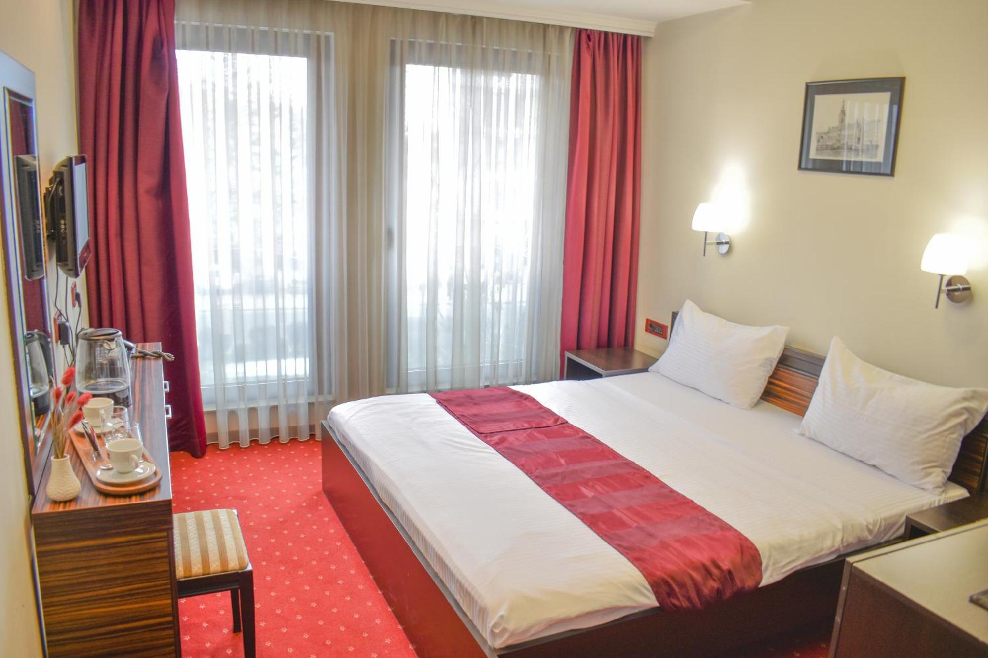 Hotel Hamburg Skopje Eksteriør bilde