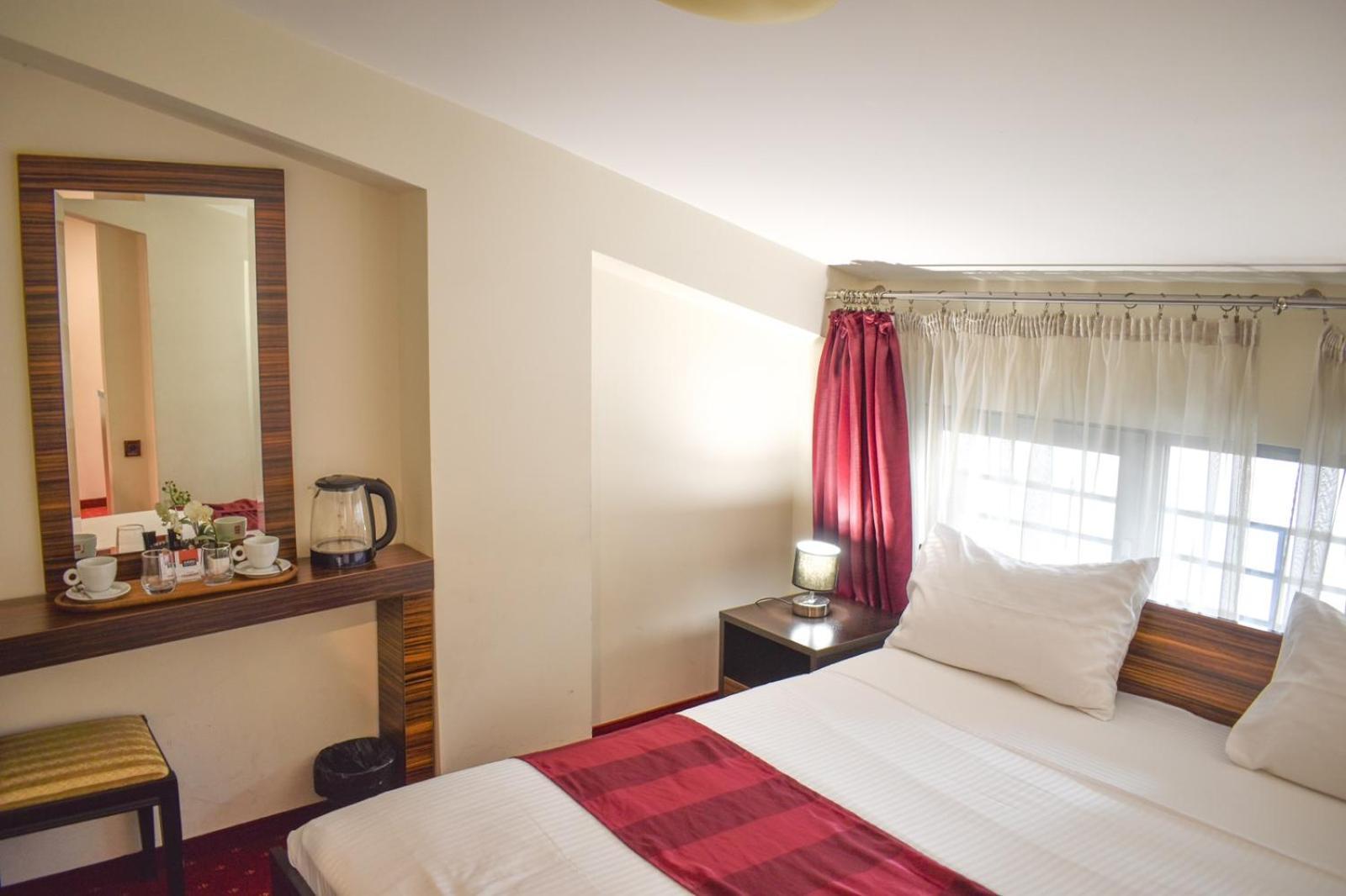 Hotel Hamburg Skopje Eksteriør bilde