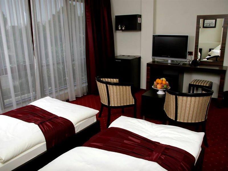 Hotel Hamburg Skopje Eksteriør bilde